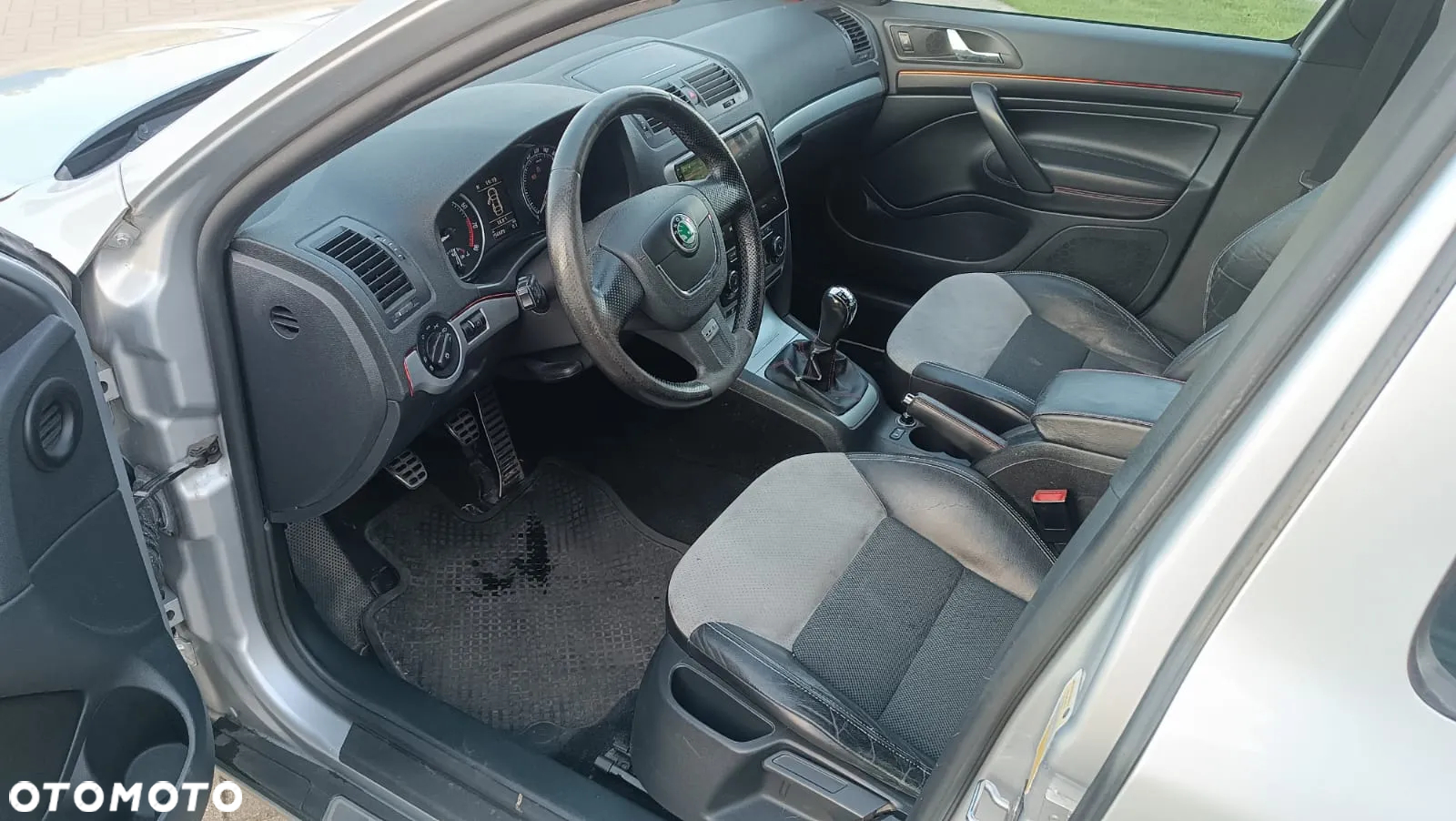 Skoda Octavia 2.0 TFSI RS - 5
