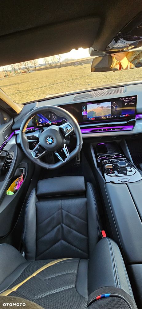 BMW Seria 5 520d xDrive mHEV M Sport - 9