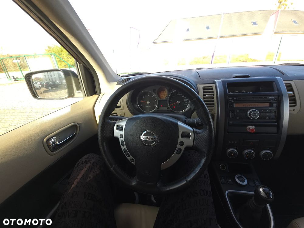 Nissan X-Trail 2.0 dCi LE - 31