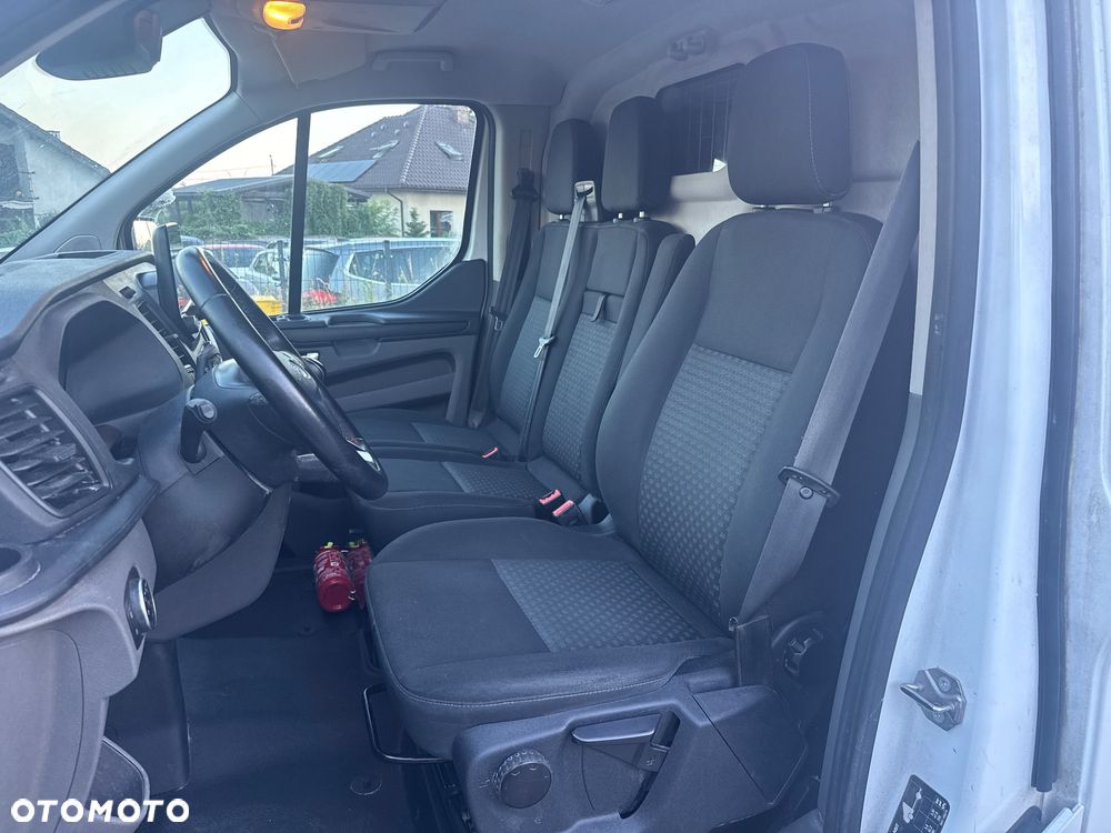 Ford Transit Custom - 12
