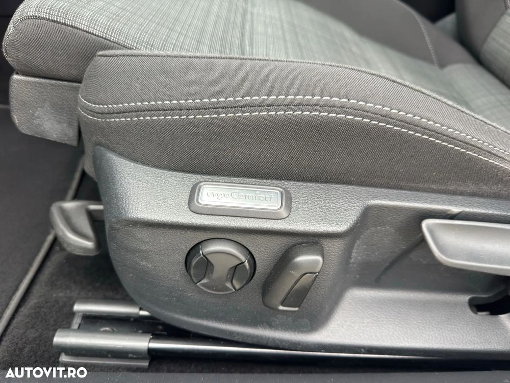 Volkswagen Passat - 24