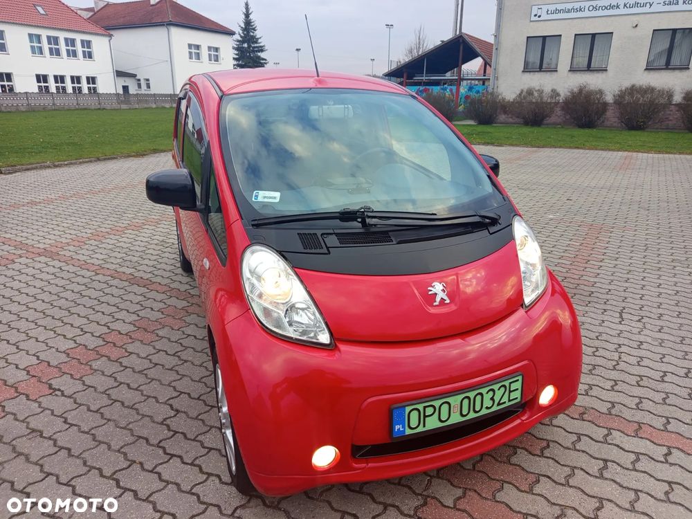 Peugeot iOn Standard - 8