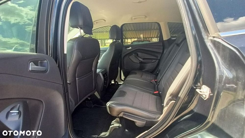 Ford Kuga - 24