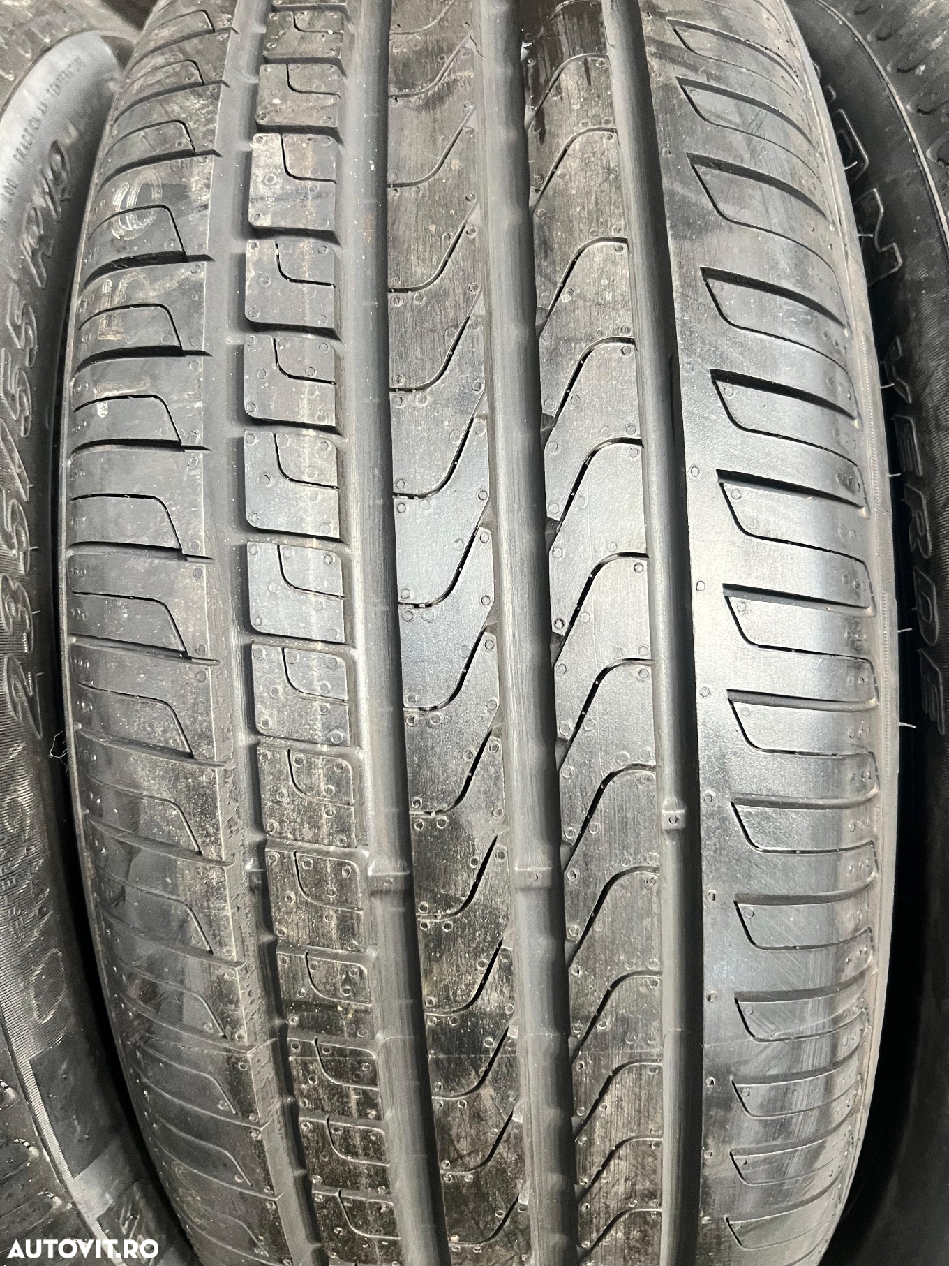 Vând 4 anvelope 235/55/19 Pirelli de vară ca noi - 5
