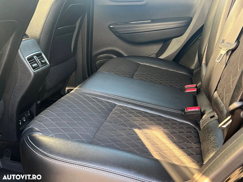 Renault Kadjar TCe EDC GPF Black Edition - 26