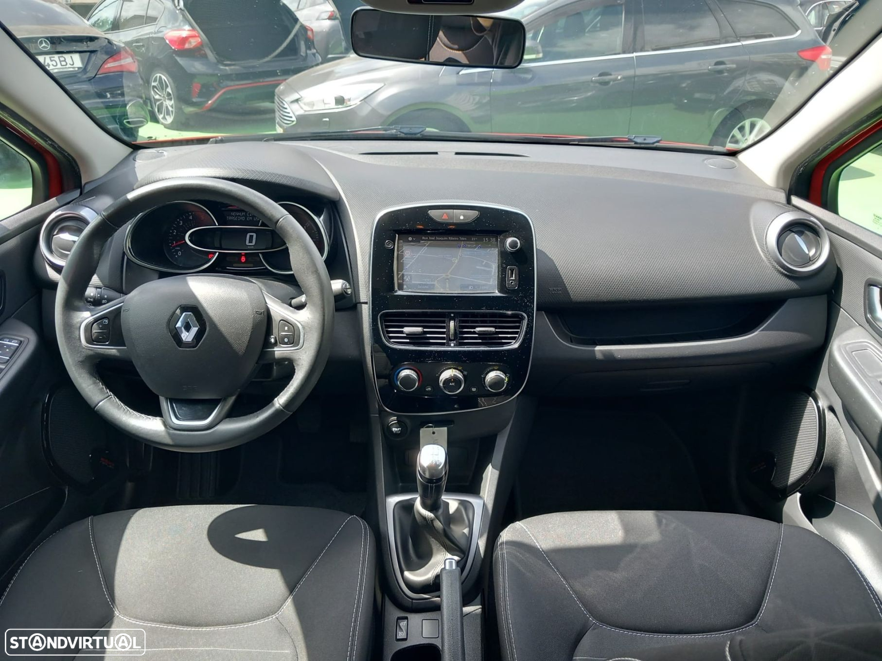 Renault Clio 1.5 dCi Limited - 15