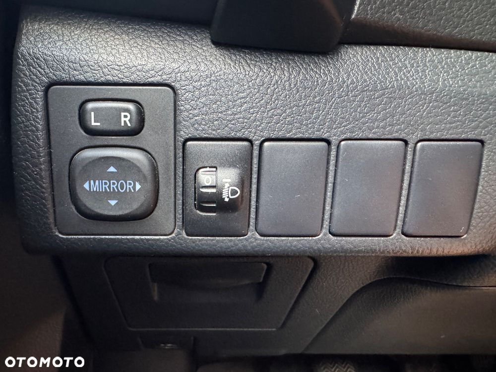 Toyota Auris 1.6 Active - 16