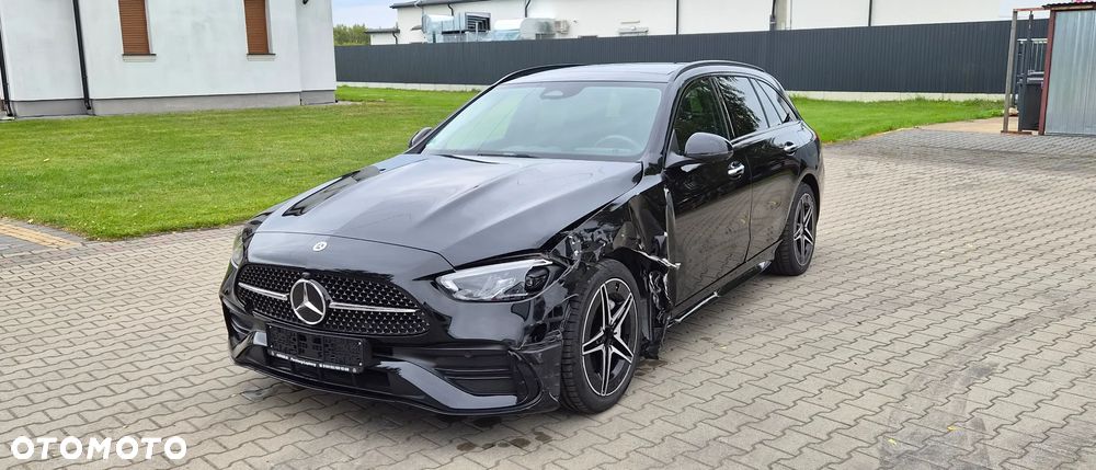 Mercedes-Benz Klasa C 300 e PHEV AMG - 3
