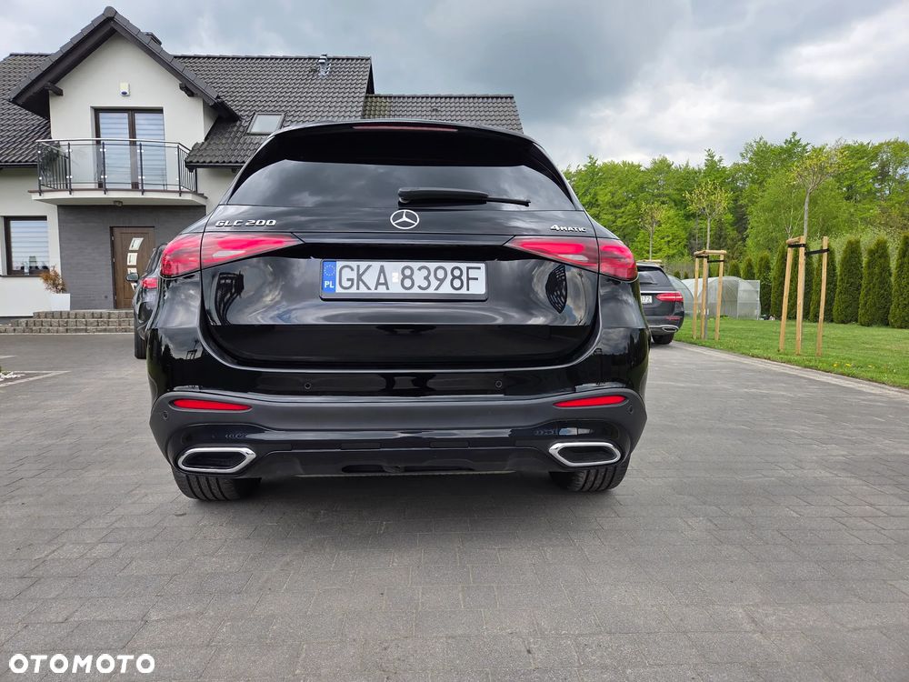 Mercedes-Benz GLC 200 4Matic 9G-TRONIC AMG Line Advanced - 12