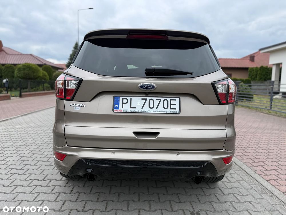 Ford Kuga 2.0 TDCi AWD ST-Line - 16