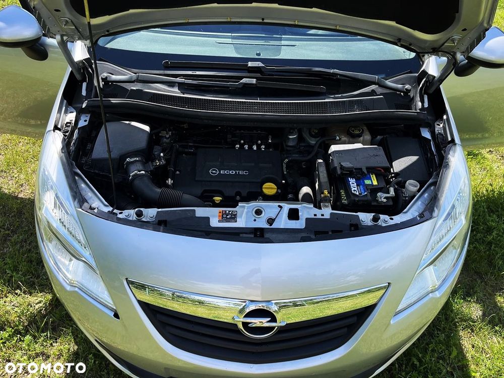 Opel Meriva - 11