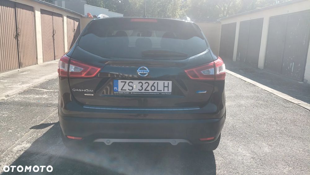 Nissan Qashqai 1.6 DCi 4x4 Tekna - 6