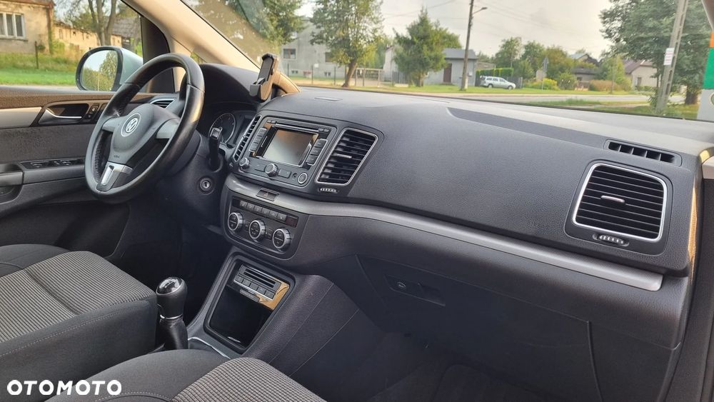 Volkswagen Sharan 2.0 TDI Comfortline - 16