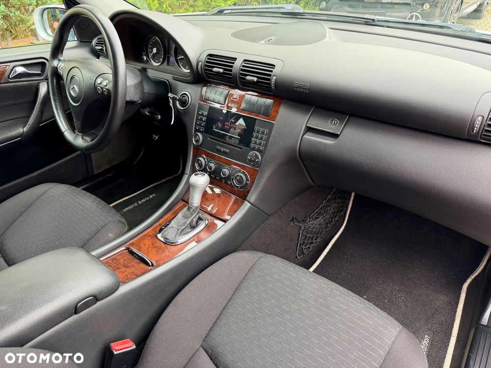 Mercedes-Benz Klasa C 180 Kompressor Automatik Avantgarde Sport Edition + - 5