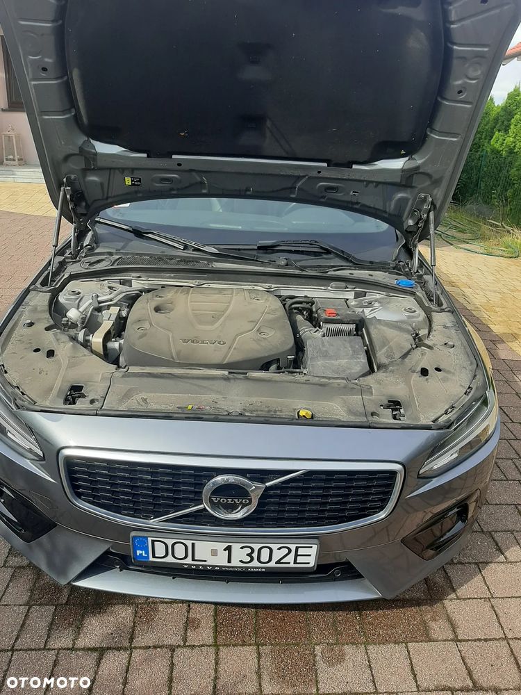 Volvo V90 D5 AWD R-Design - 9
