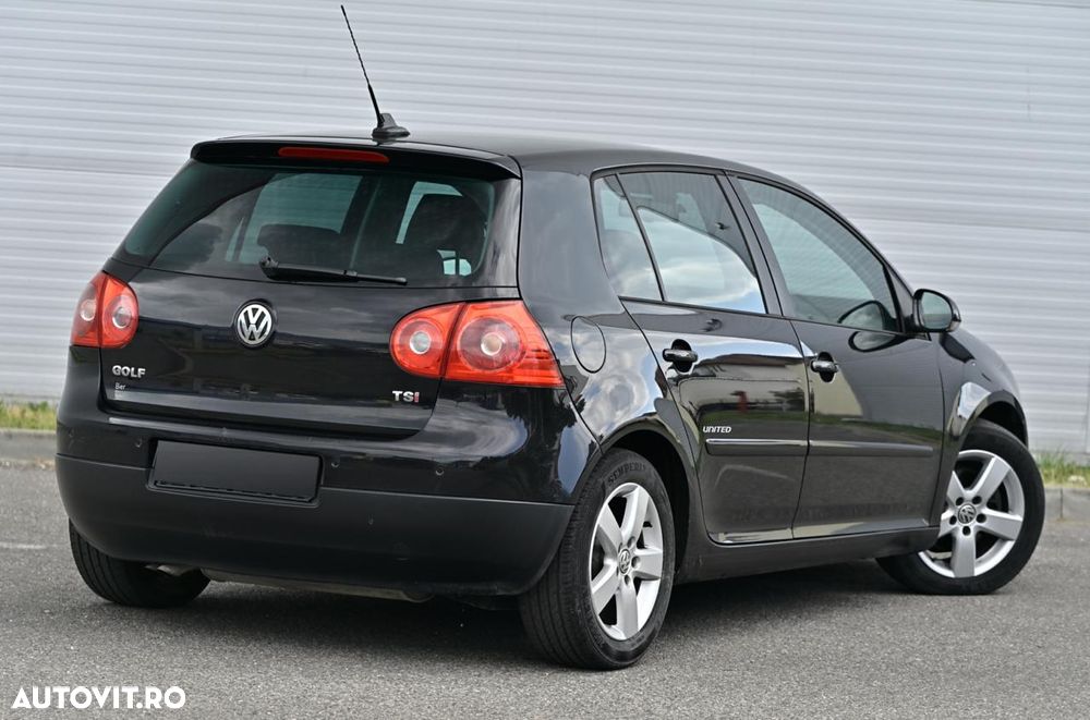 Volkswagen Golf 1.4 TSI DSG United - 4
