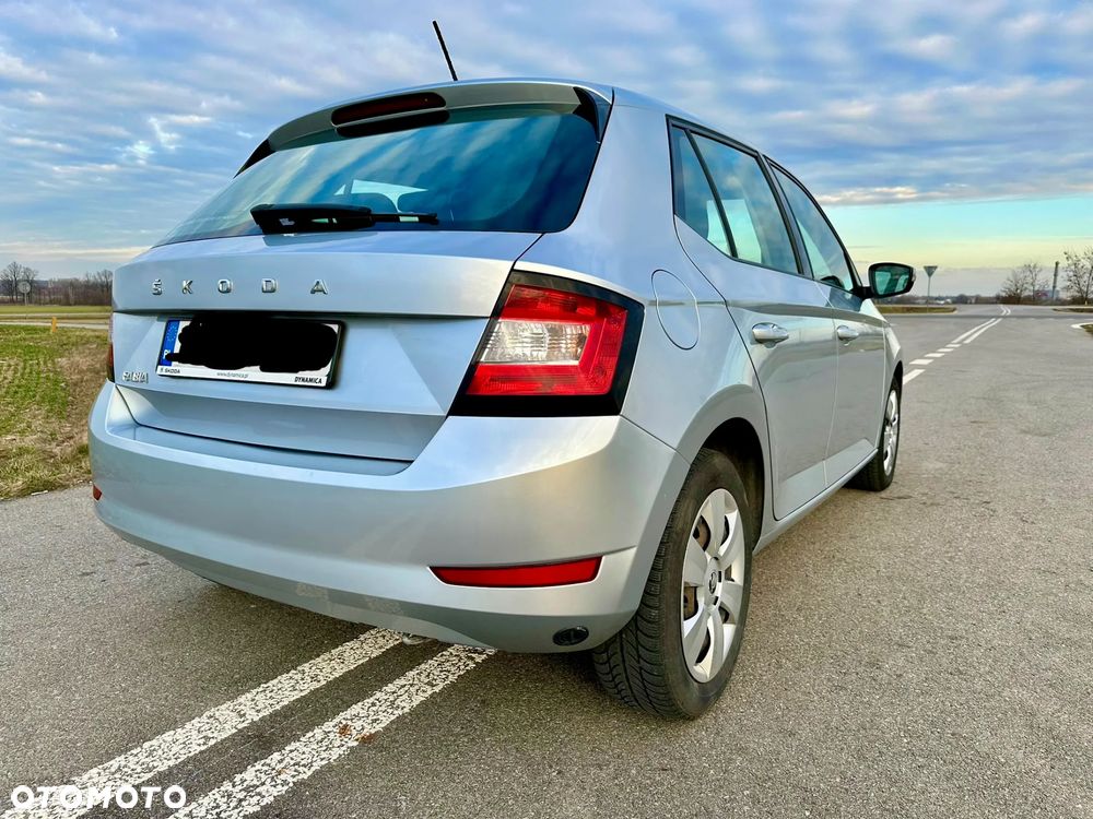 Skoda Fabia 1.0 Active - 19