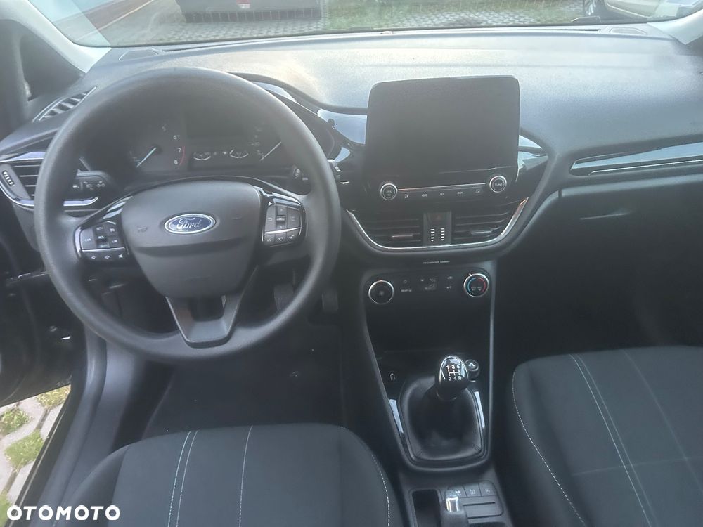 Ford Fiesta 1.1 S&S COOL&CONNECT - 23