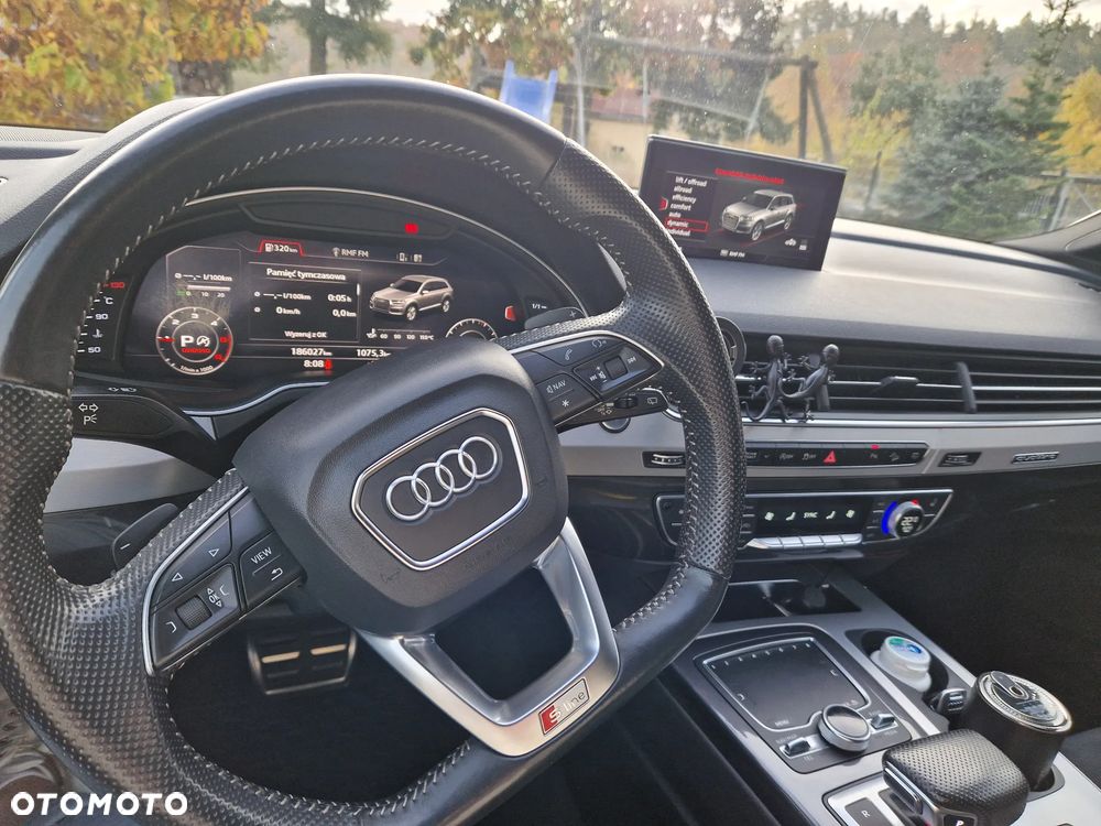 Audi Q7 2018 photo 4
