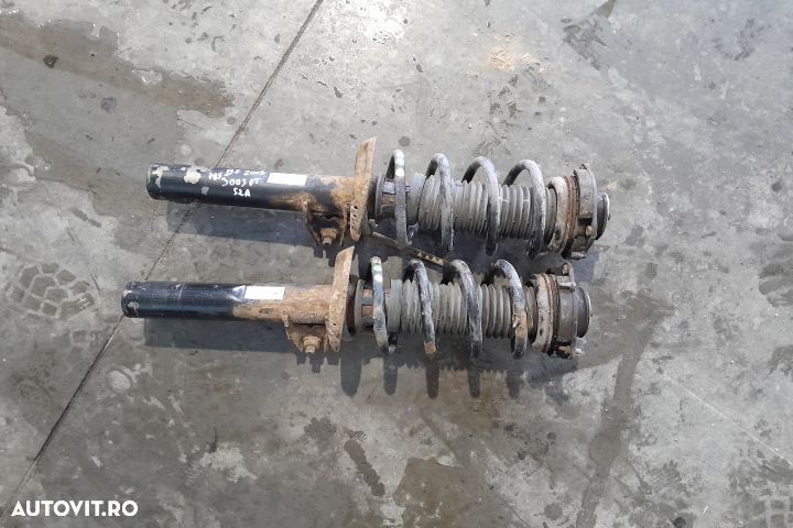 SET AMORTIZOARE FATA 3C0413031AT 3C0413031AT Volkswagen VW Passat B7 - 1