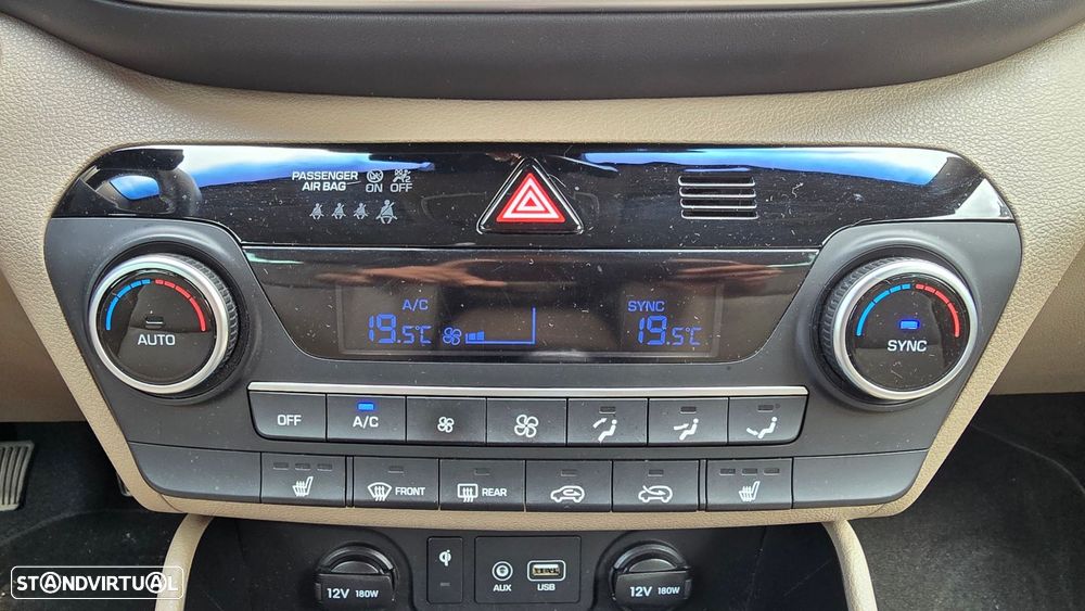 Hyundai Tucson 1.6 CRDi Premium+Pack Pele - 40