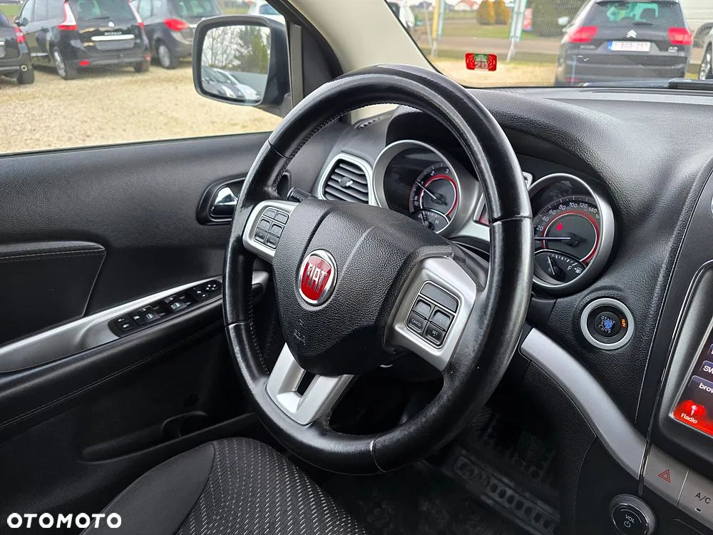 Fiat Freemont 2.0 Multijet Urban - 26