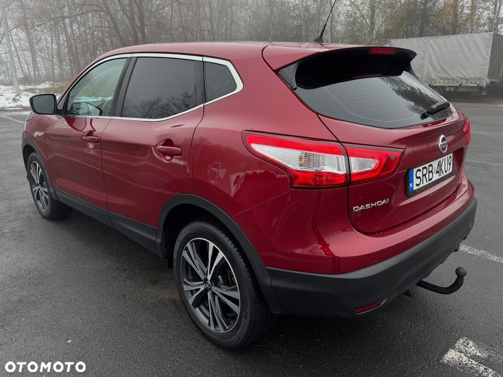 Nissan Qashqai 1.6 dCi 4x4 Acenta S&S - 6