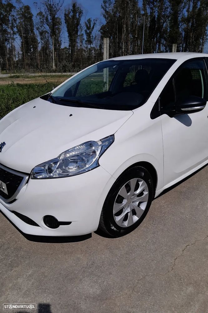Peugeot 208 1.4 HDi - 1