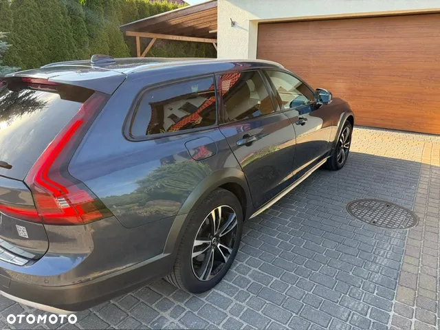 Volvo V90 Cross Country D5 AWD Pro - 3