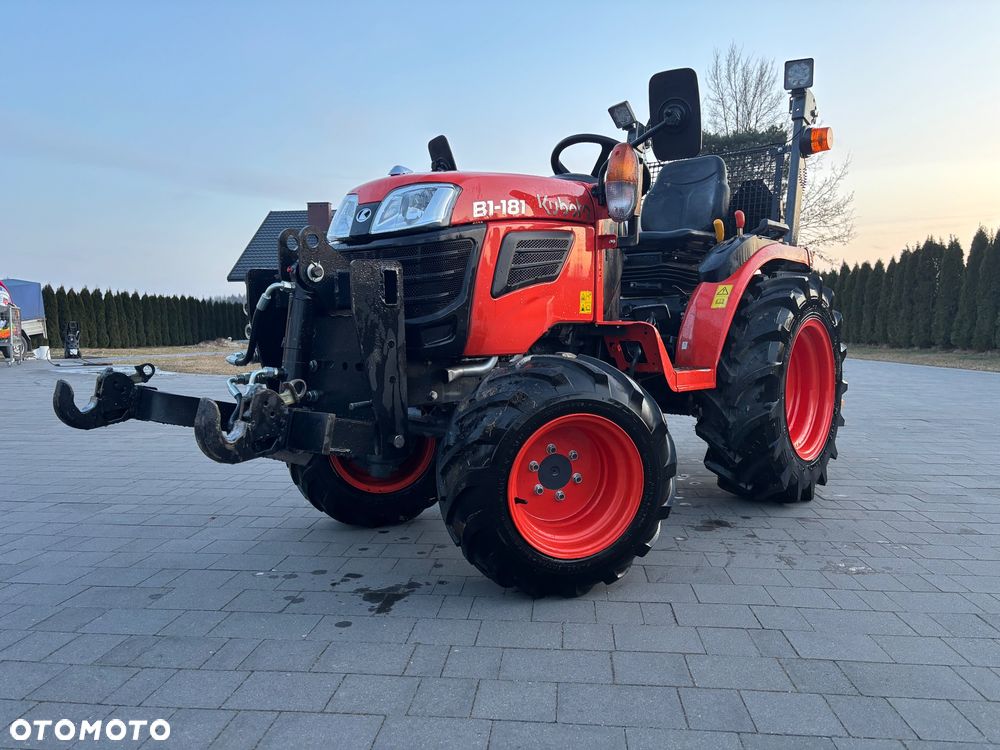 Kubota B1181 - 3