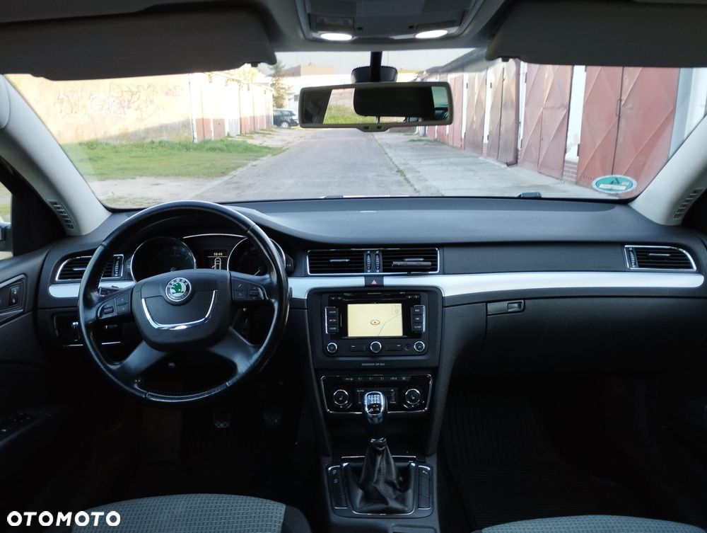 Skoda Superb 2.0 TDI 4x4 Ambition - 18