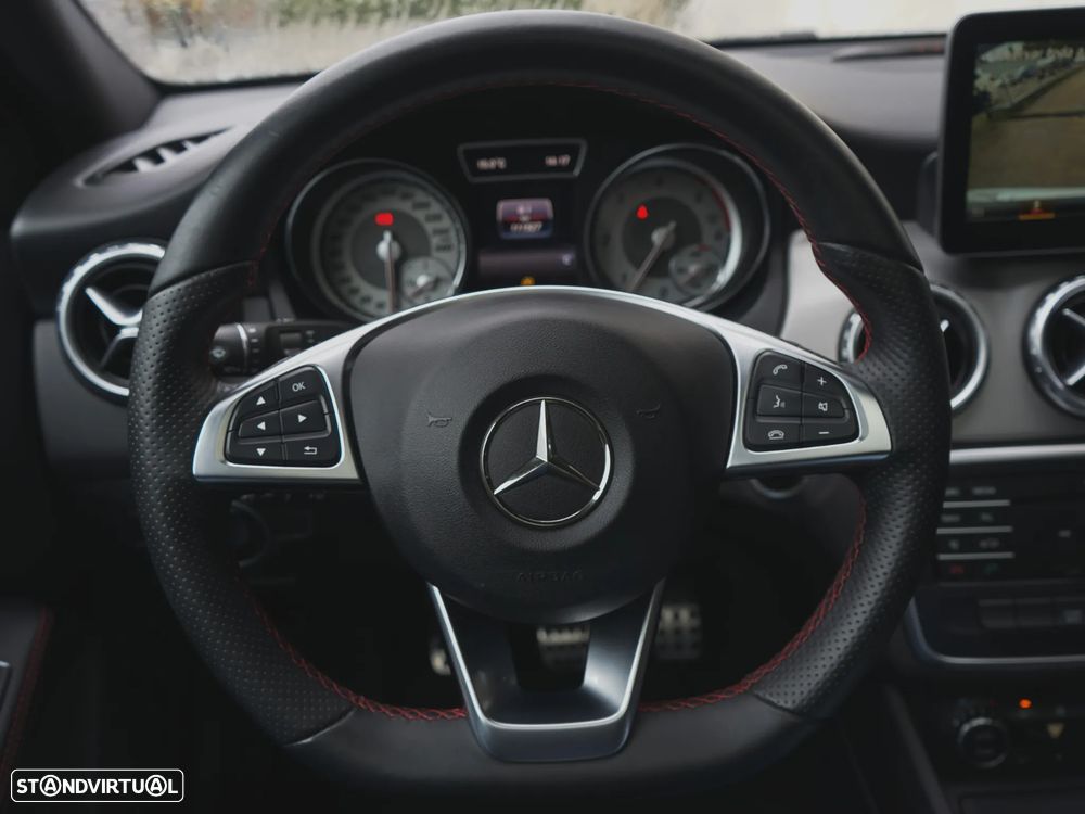 Mercedes-Benz GLA 200 (CDI) d AMG Line - 12