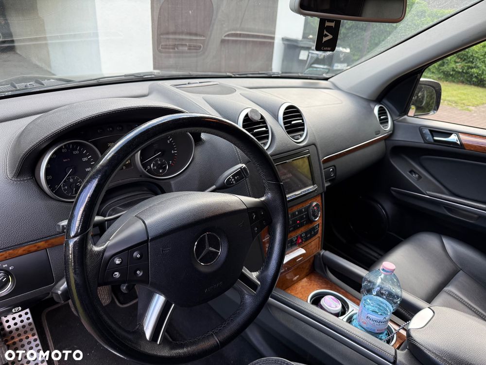Mercedes-Benz GL 450 4Matic 7G-TRONIC - 28