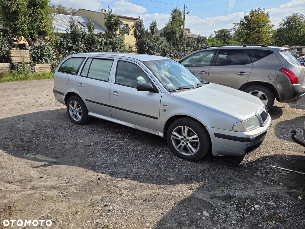 Skoda Octavia - 2