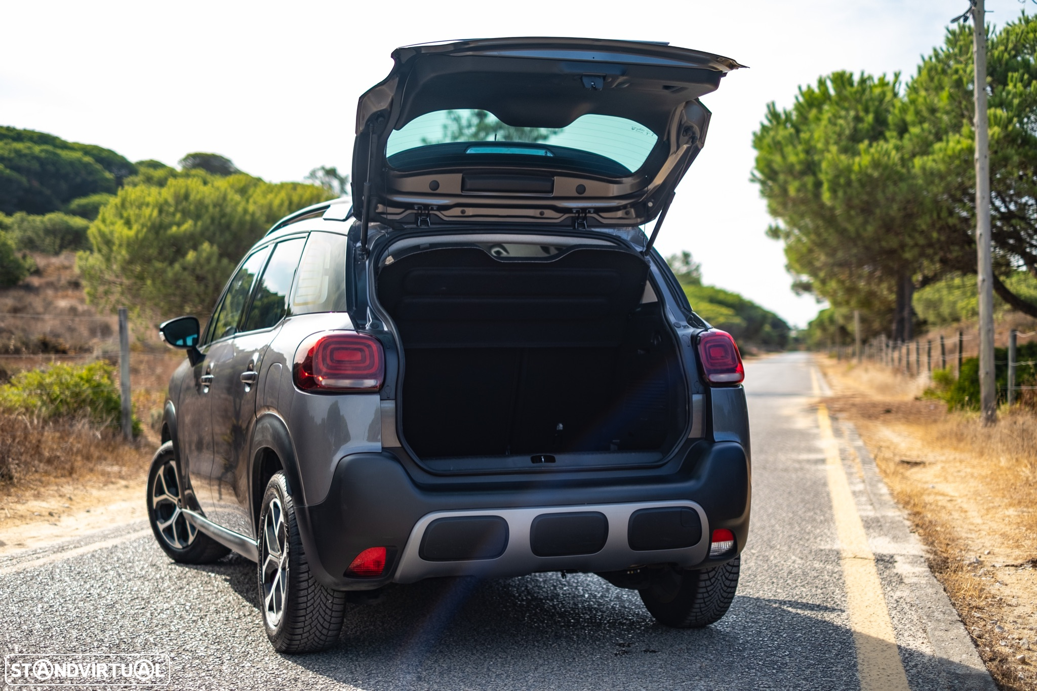 Citroën C3 Aircross 1.2 PureTech Shine Pack EAT6 - 24