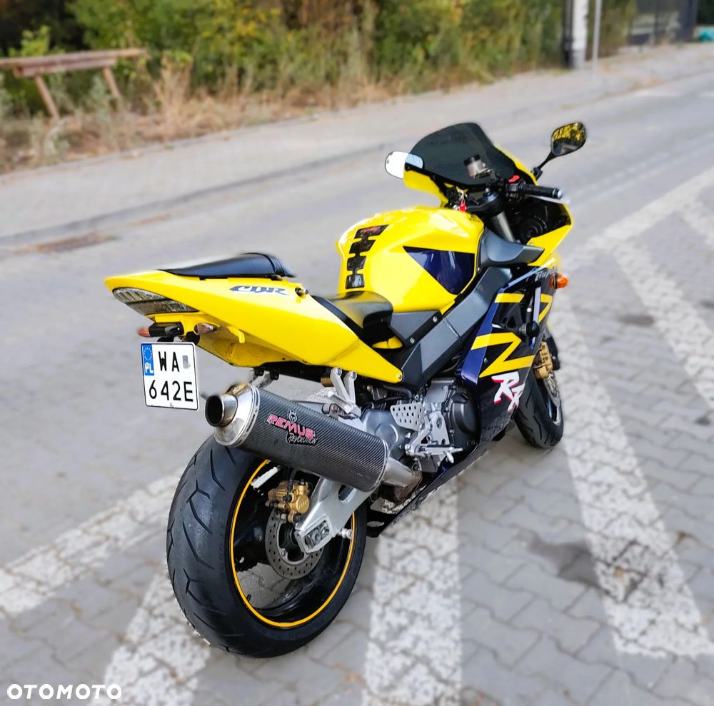 Honda CBR - 3