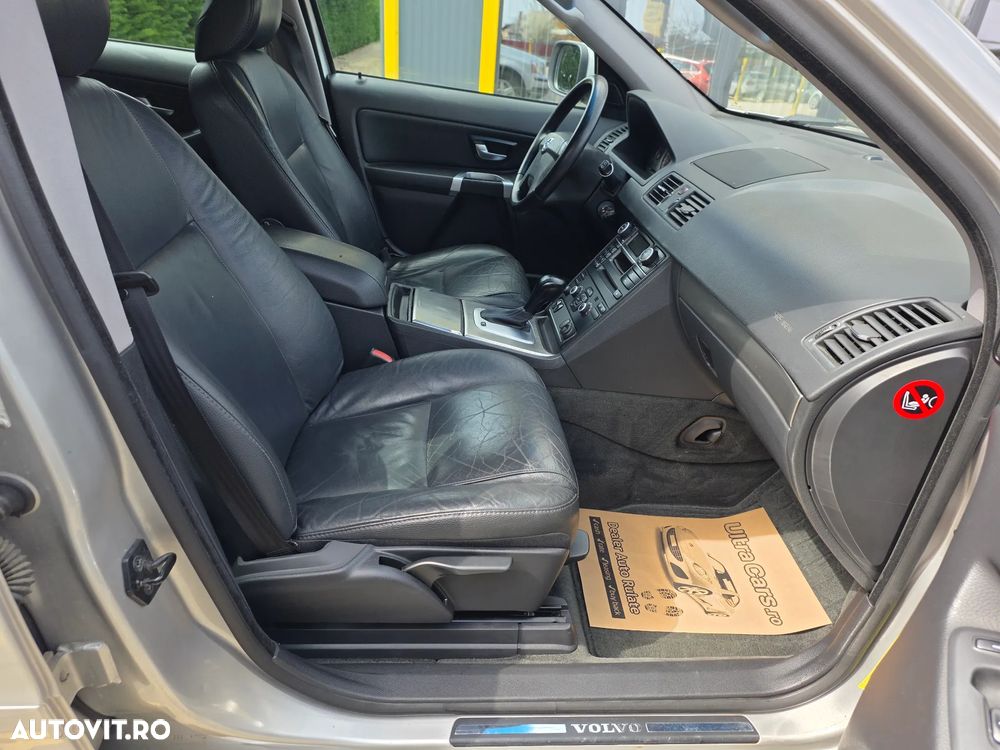 Volvo XC 90 D5 Aut. Momentum - 10