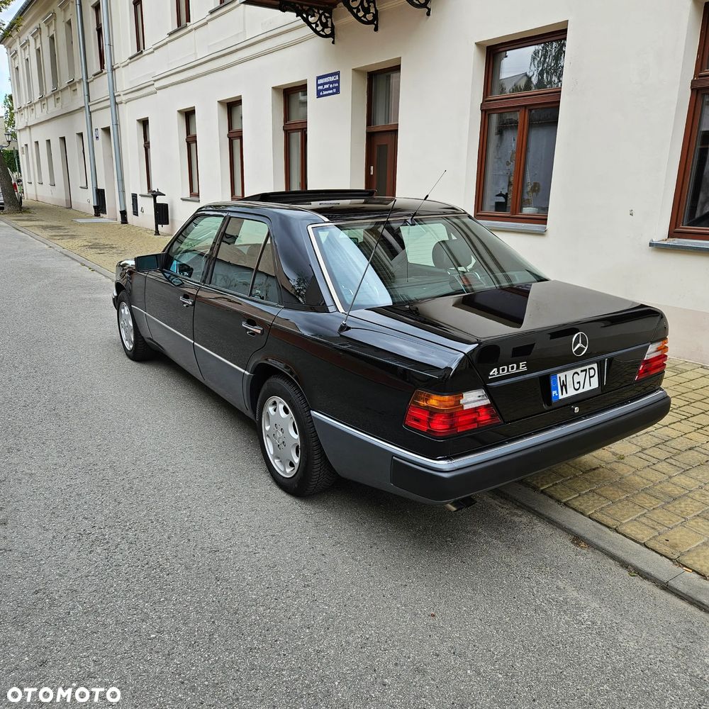 Mercedes-Benz W124 (1984-1993) - 11