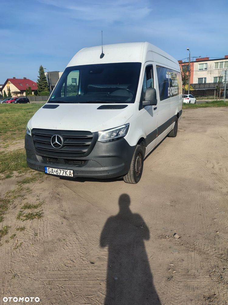 Mercedes-Benz Sprinter - 2