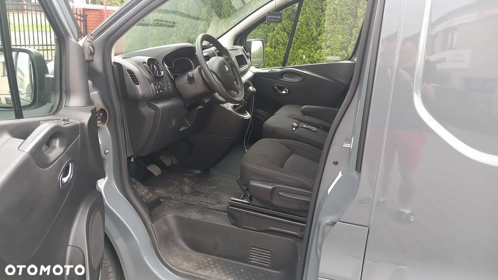 Renault Trafic - 10