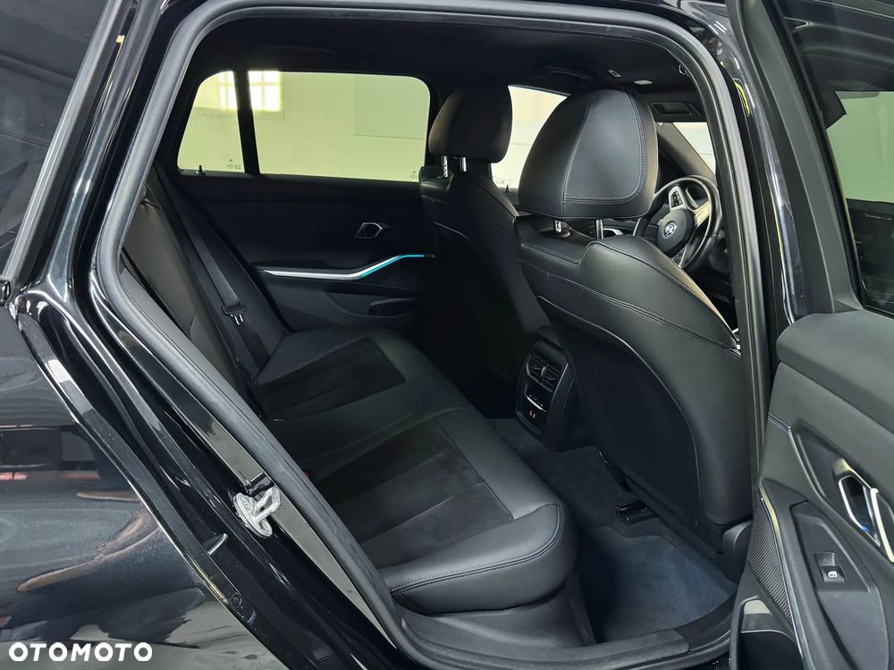 BMW Seria 3 320d xDrive M Sport Shadow - 5