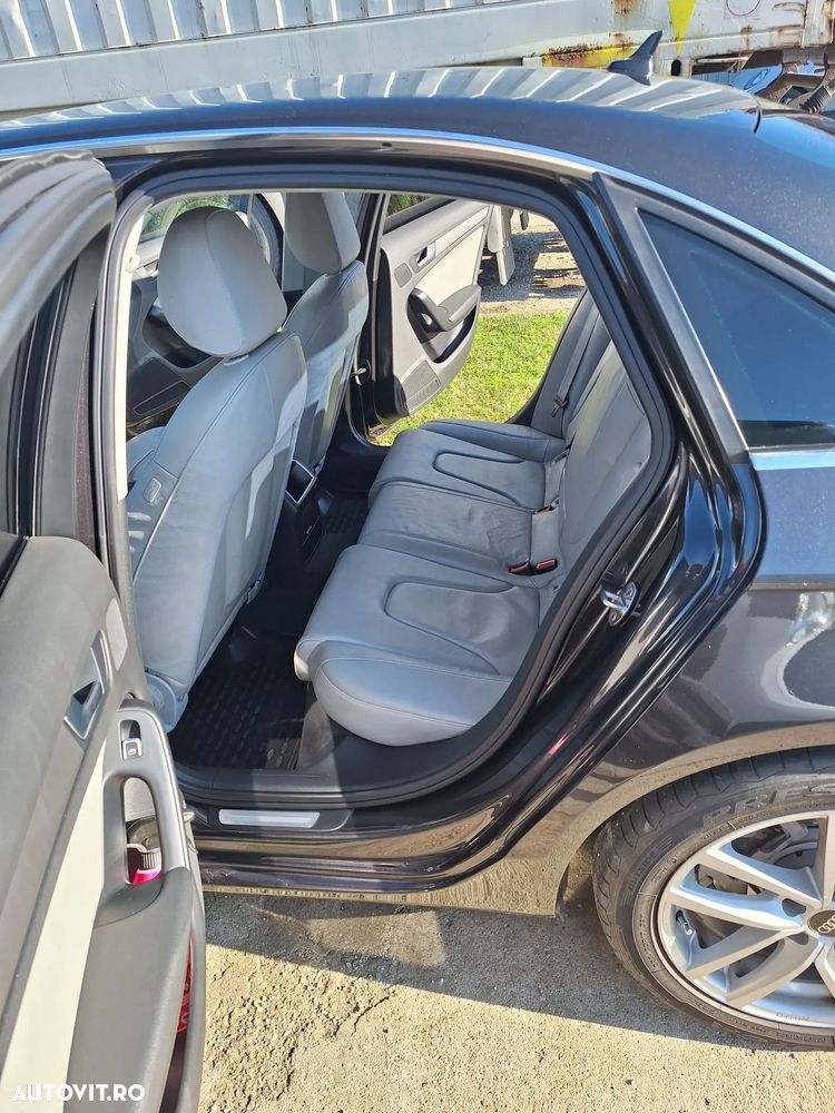 Audi A4 2.0 TDI B8 - 6