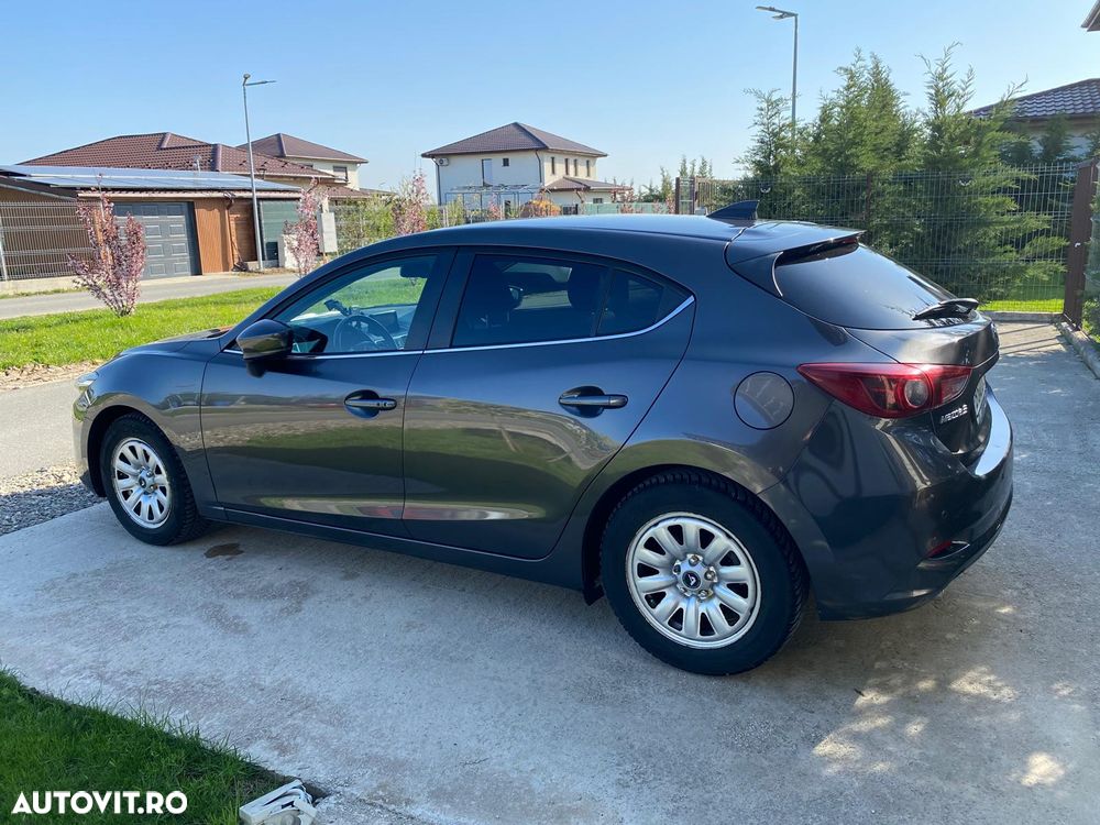 Mazda 3 G165 Revolution Top - 4