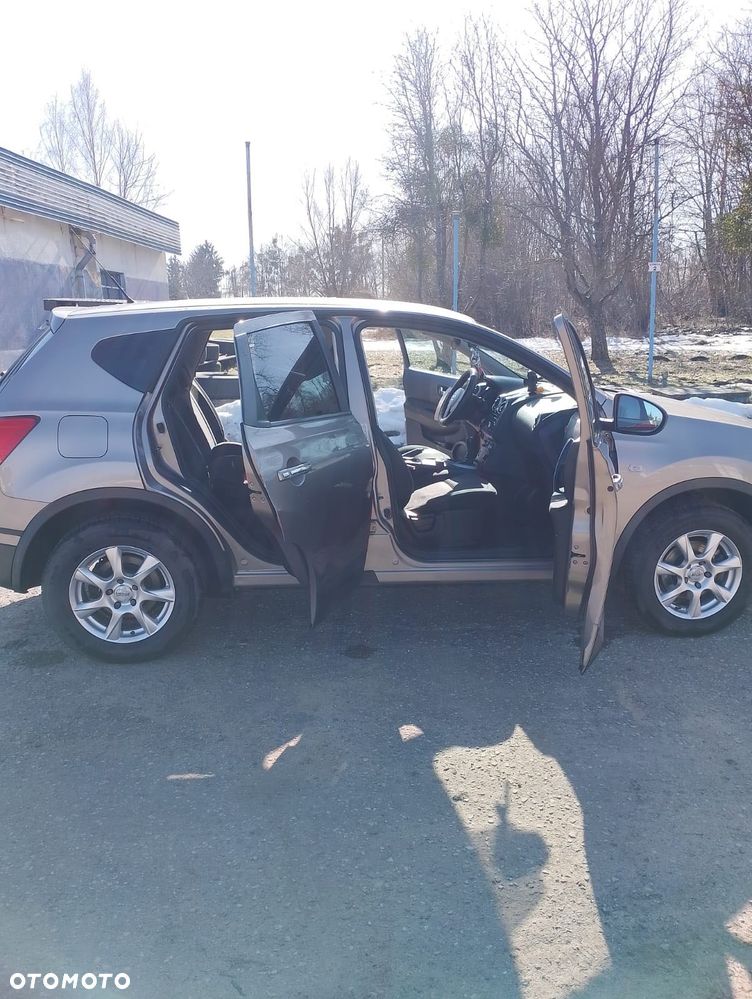 Nissan Qashqai - 5