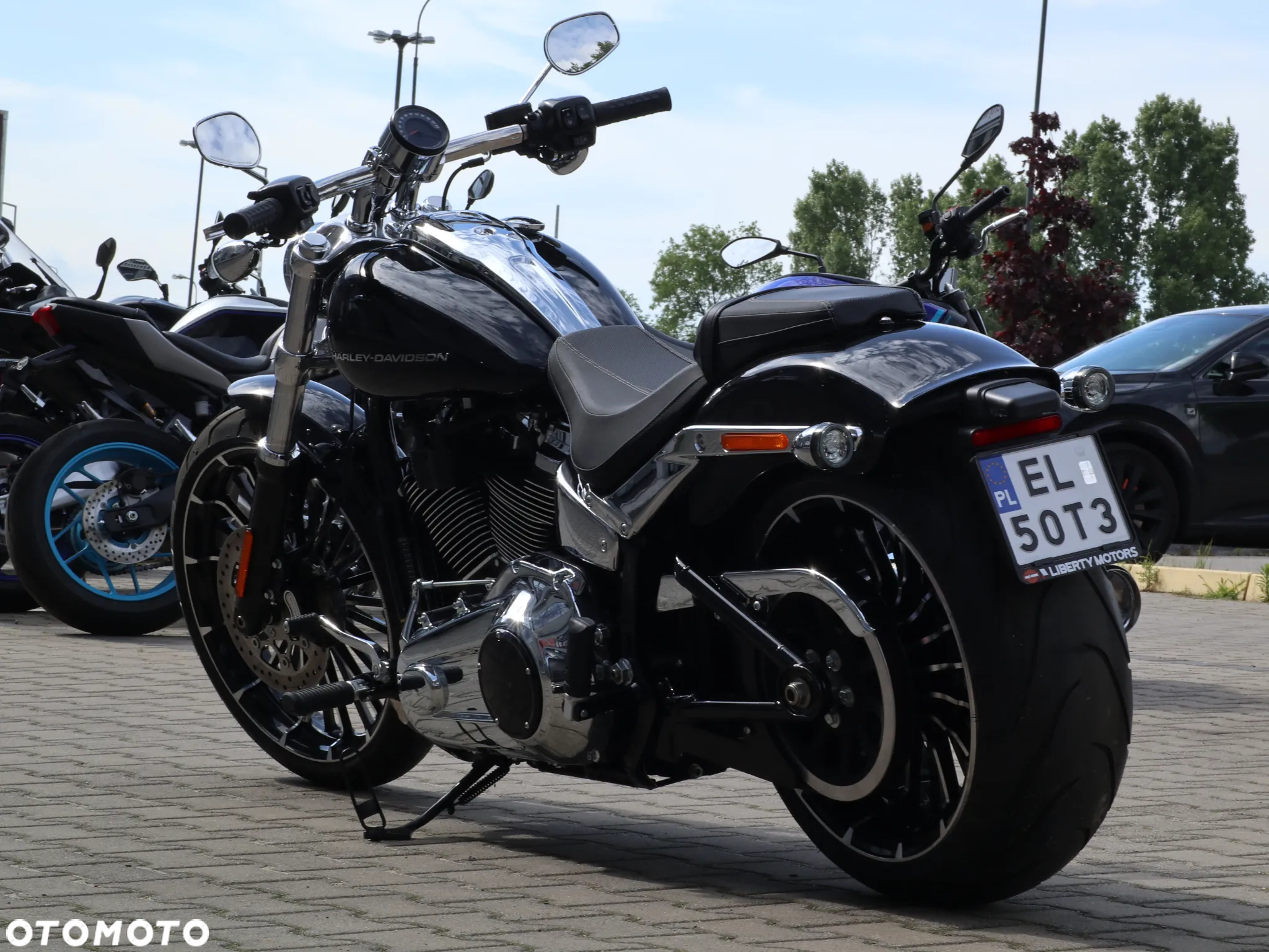 Harley-Davidson Softail Breakout - 2