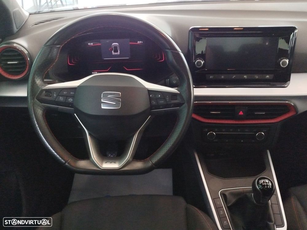 SEAT Arona 1.0 TSI FR - 8