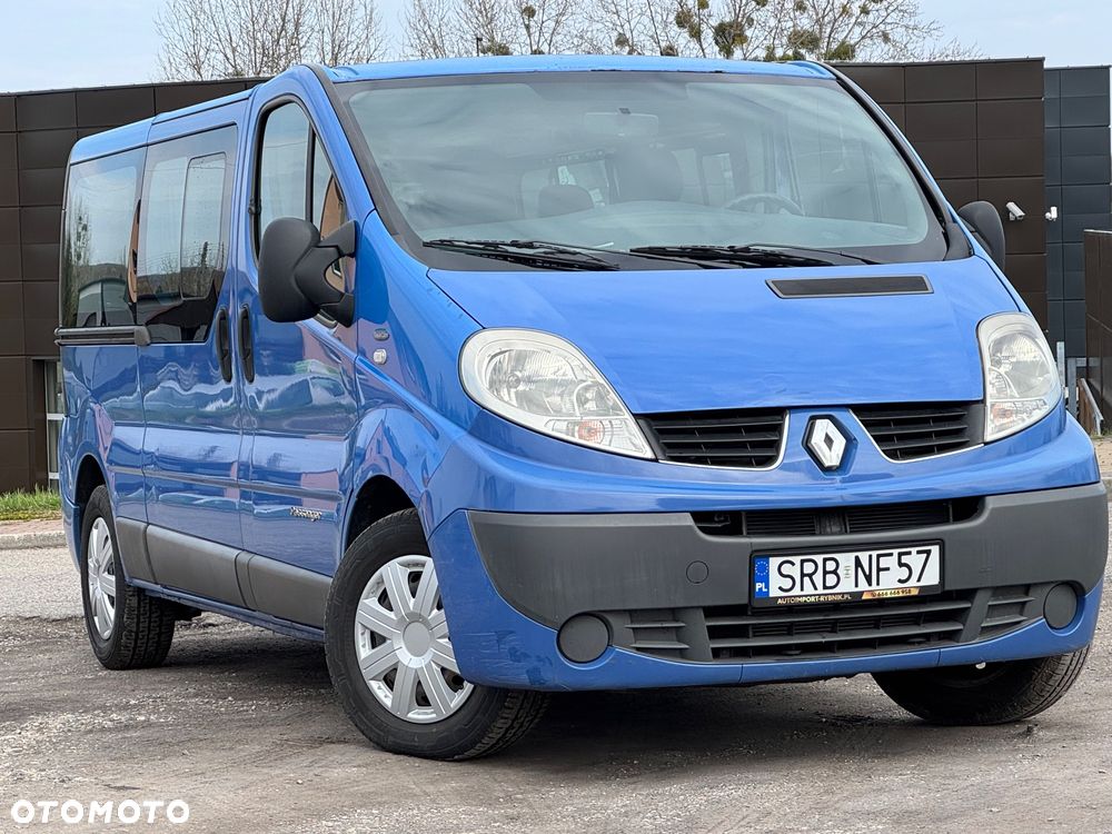 Renault Trafic - 2