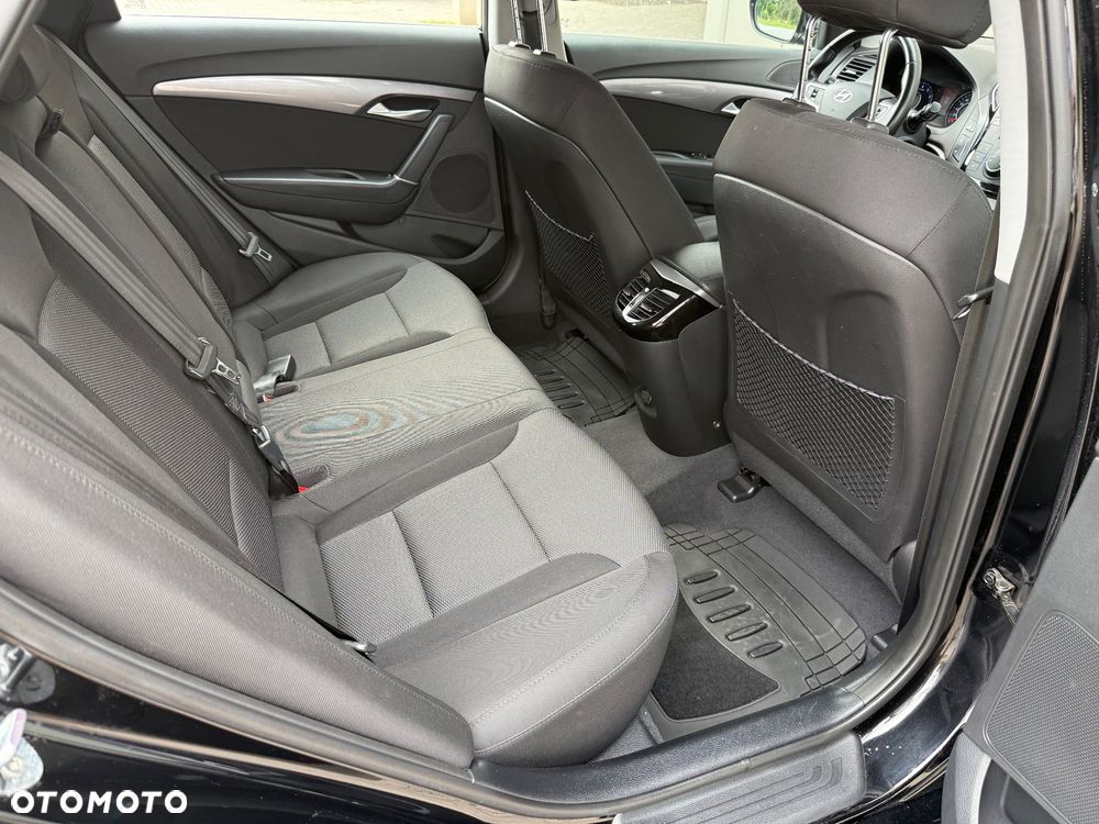 Hyundai i40 - 16