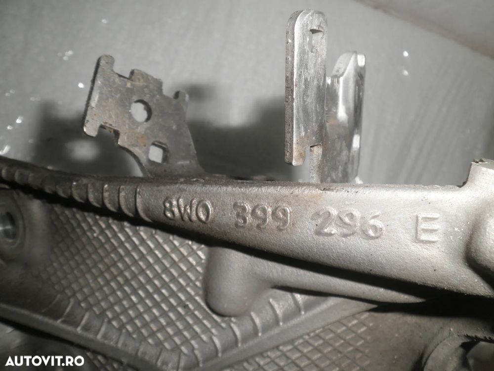 Suport motor dreapta Audi A4 B9 8W0399296E - 3