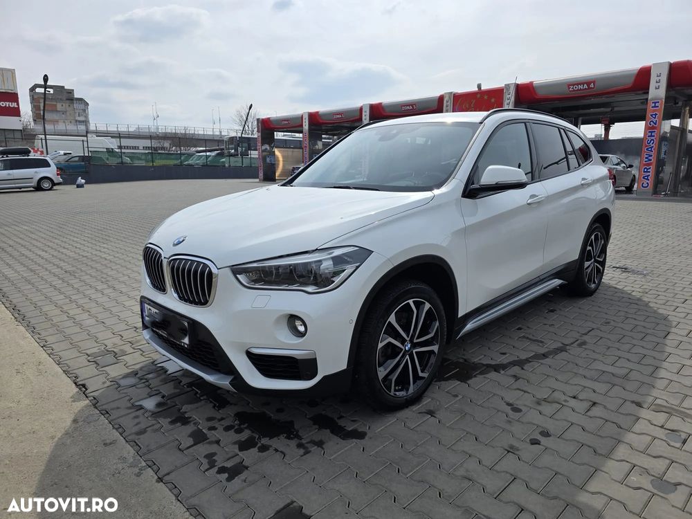 BMW X1 xDrive20i AT xLine - 3